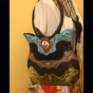 OOVOO satin embroidered with leather shoulder bag